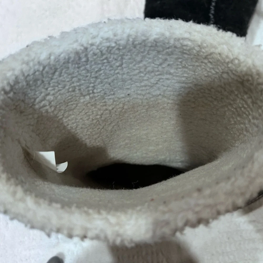 Nike Puddle Proof Wool Boots Cozy Warm and Comfortable. Size 9 - Picture 3 of 6